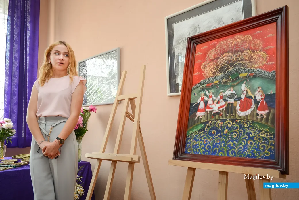Полина Котлярова. «Купалле» (холст, акрил). Руководитель — М.А.Арасланова.