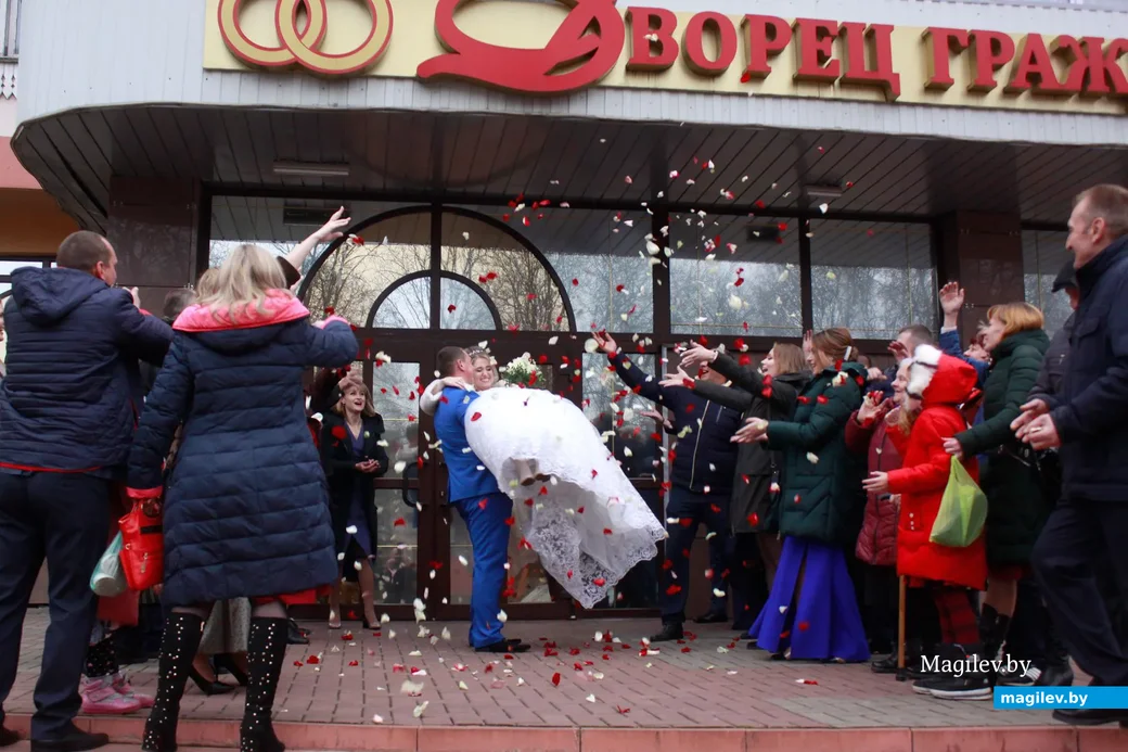15 ноября свои отношения узаконили Алеся и Кирилл Бокачи.