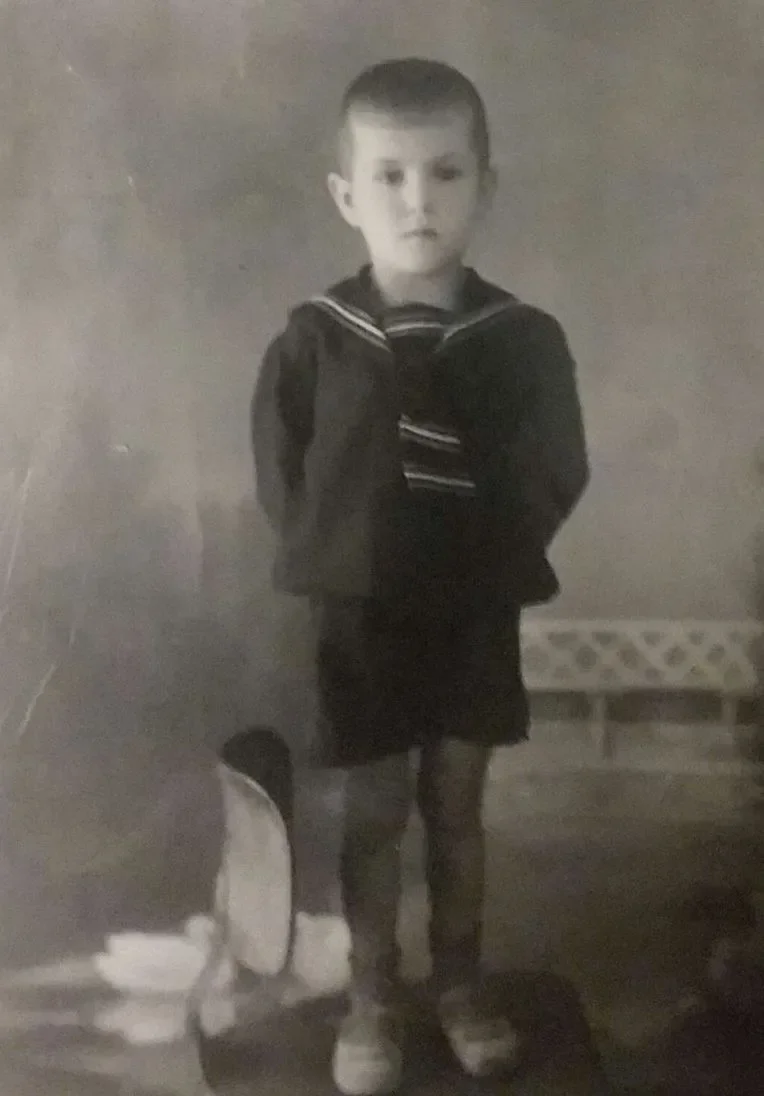 Алик Томашов в 5 лет. ФОТО ИЗ АРХИВА АВТОРА.