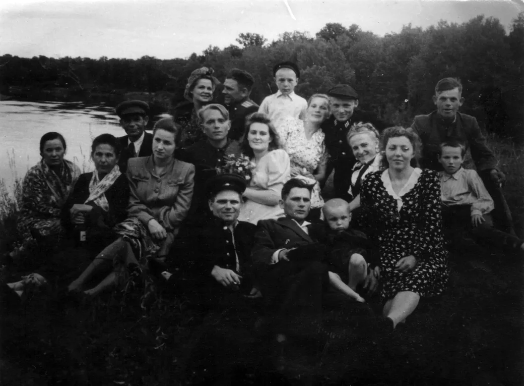 Бобруйск, середина 1950-х. Пикник на берегу Березины.