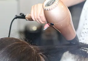 Весенний уход за волосами: что делать, чтобы сохранить длину и густоту локонов