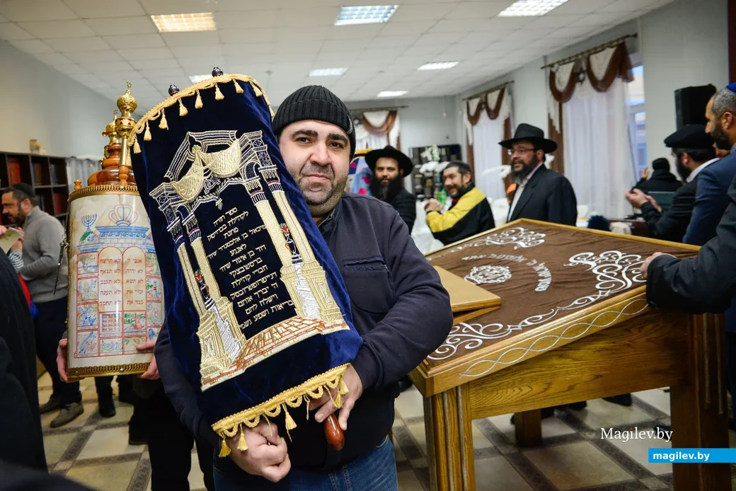 12.01.2020. Праздник внесения свитка Торы в Бобруйской синагоге. Акафот, танцы и торжественная