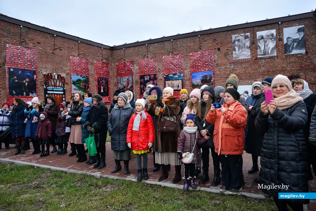 12.01.2020. Праздник внесения свитка Торы в Бобруйской синагоге. Торжественная процессия со
