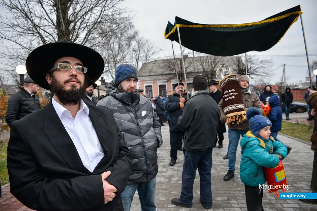 12.01.2020. Праздник внесения свитка Торы в Бобруйской синагоге. Торжественная процессия со