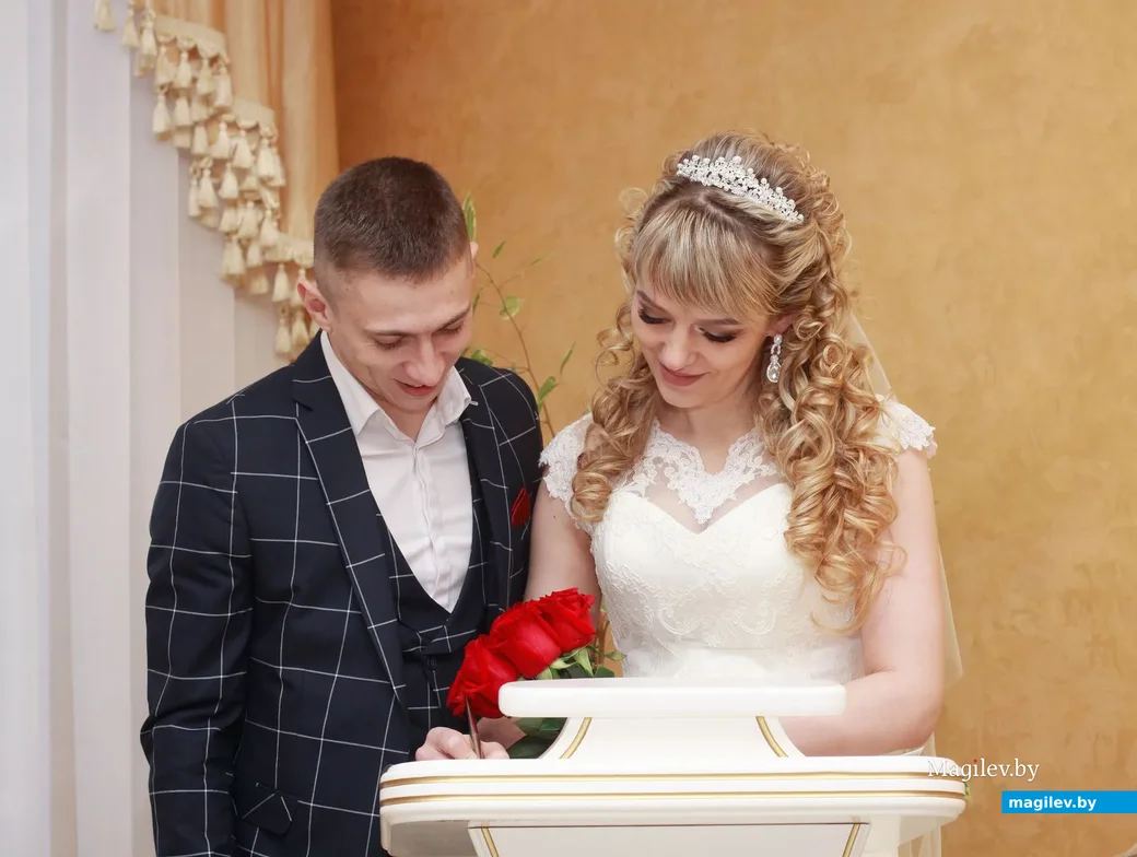 7 февраля узаконили свои отношения Татьяна Федоренко и Сергей Аксютин.