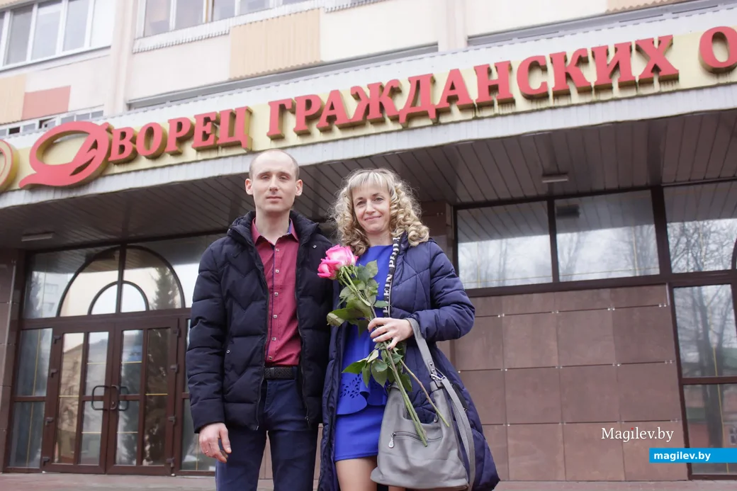 6.03.2020. Свои отношения узаконили 34-летняя Ольга и 30-летний Павел Шпак.