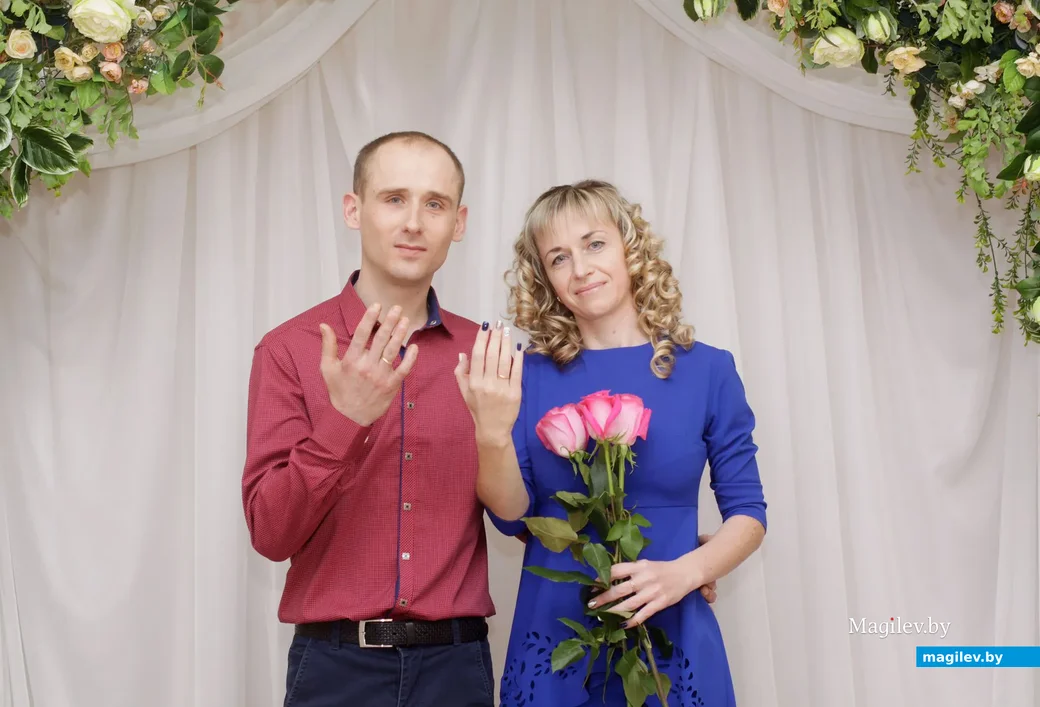 6.03.2020. Свои отношения узаконили 34-летняя Ольга и 30-летний Павел Шпак.