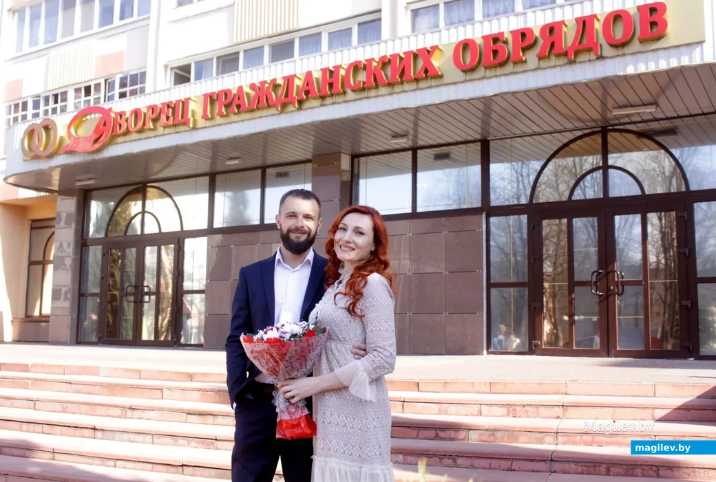 27 марта в Бобруйске поженились Юлия Филиппова и Сергей Рохманей.