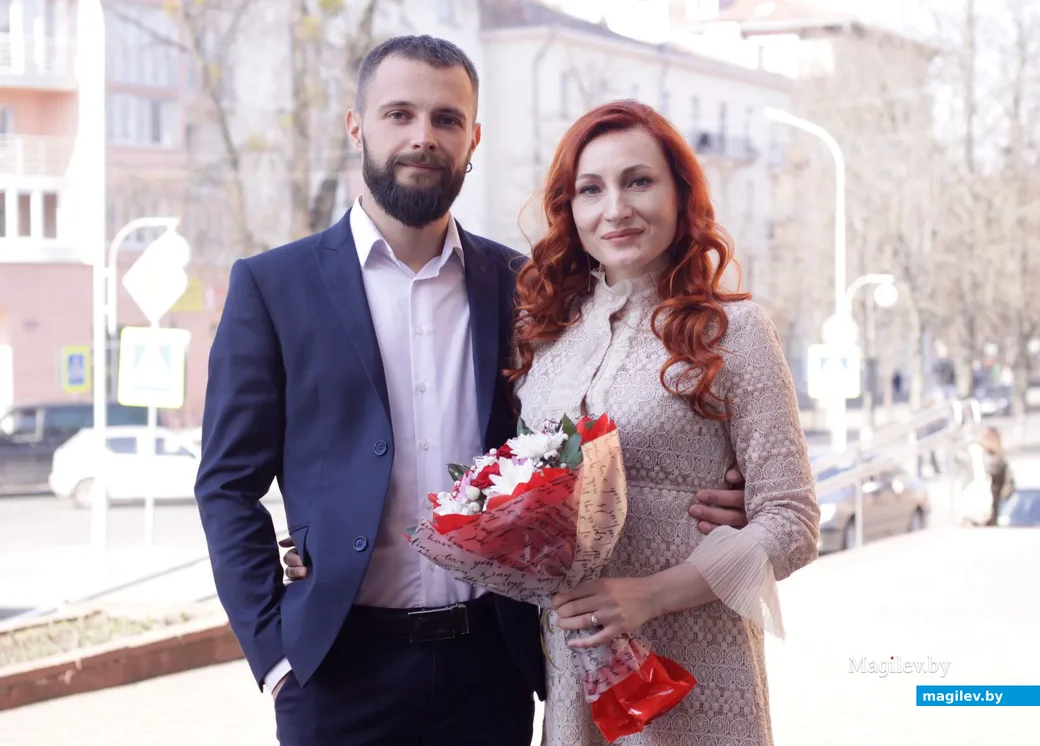 27 марта в Бобруйске поженились Юлия Филиппова и Сергей Рохманей.