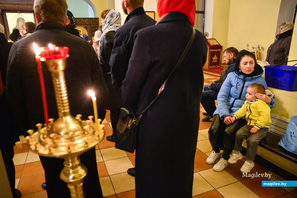 19.04.2020. Пасхальное богослужение в Свято-Никольском соборе Бобруйска