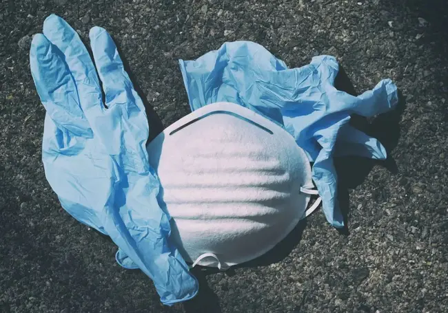 Коронавирус, которого как бы и нет, но который как бы и есть. Личный опыт