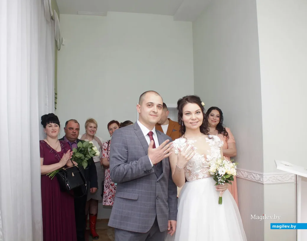 Андрей Гайдук и Марина Шапило зарегистрировали свой брак 24 апреля.