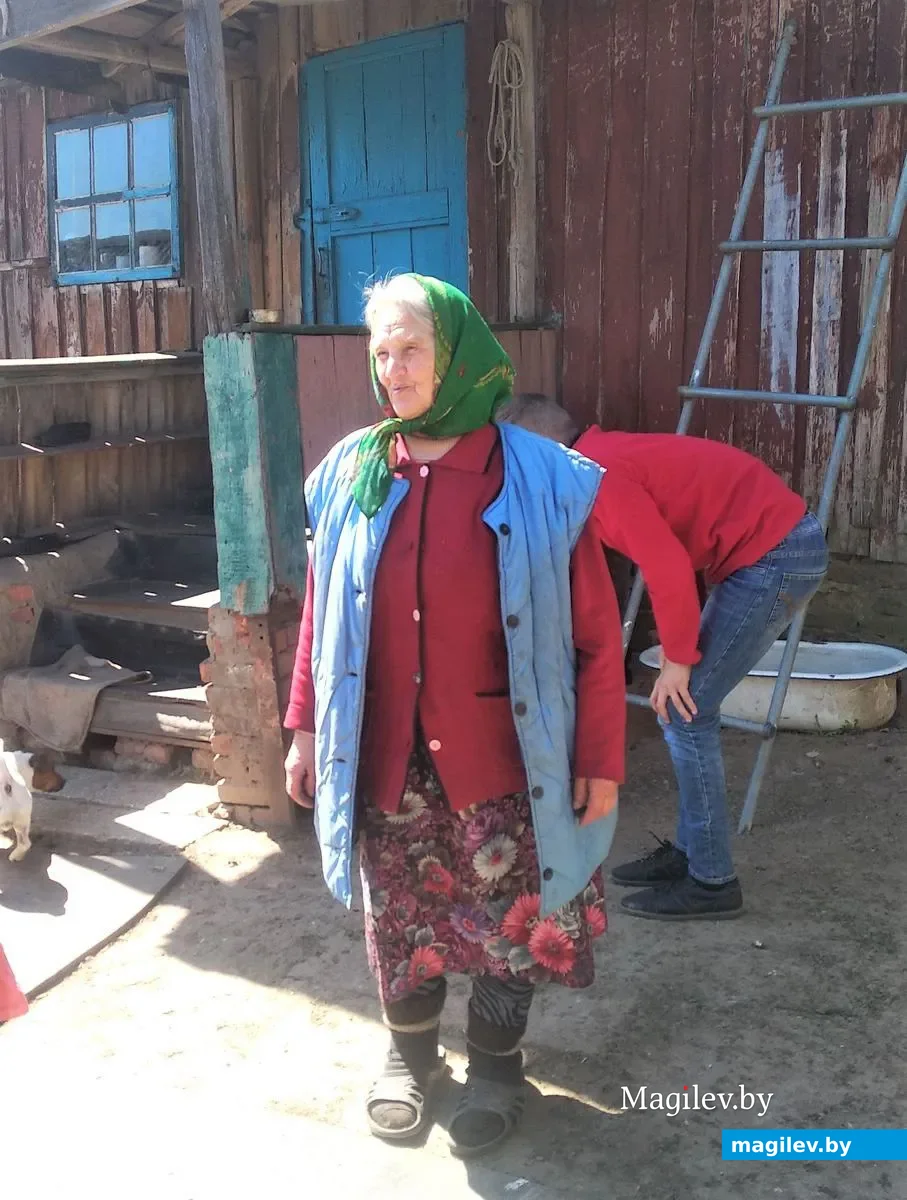 Зоя Степановна Нестерова (Артемова) – одна из пяти оставшихся жителей деревни Галузы.