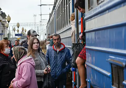 БЖД предлагает новогодние скидки до 42% на билеты на отдельные поезда в Россию