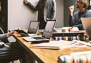Как сохранить работу в ситуации надвигающегося кризиса: 9 советов