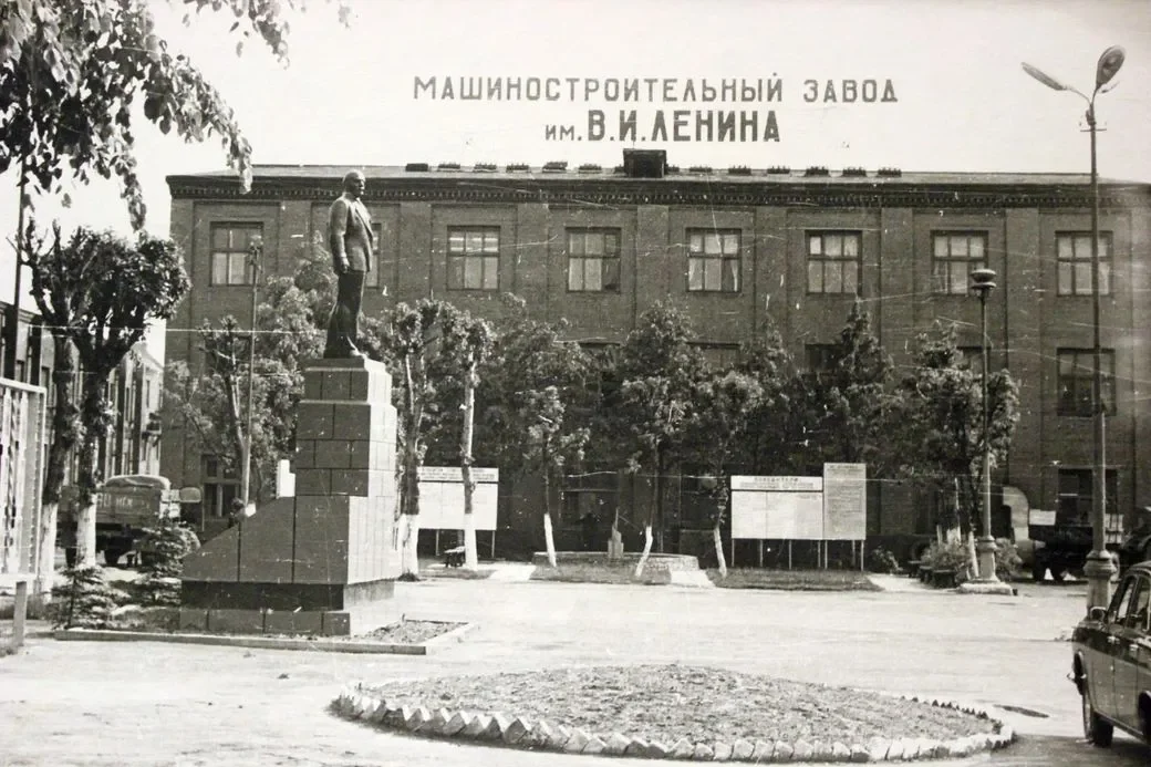 Бобруйский машиностроительный завод имени В.И.Ленина, конец 1960-х. Фото из архива предприятия.