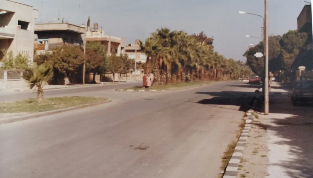 1989 г. Одна из городских улиц в сирийском Хомсе.