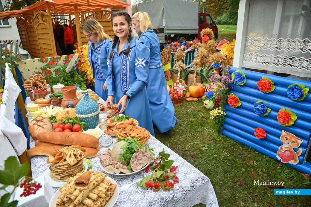 09.10.2020. Бобруйск. Районный фестиваль-ярмарка тружеников села «Дожинки-2020» в агрогородке