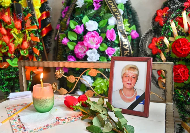 «Потух огонек». Бобруйчане простились с бывшим директором столовой «Дуняша»