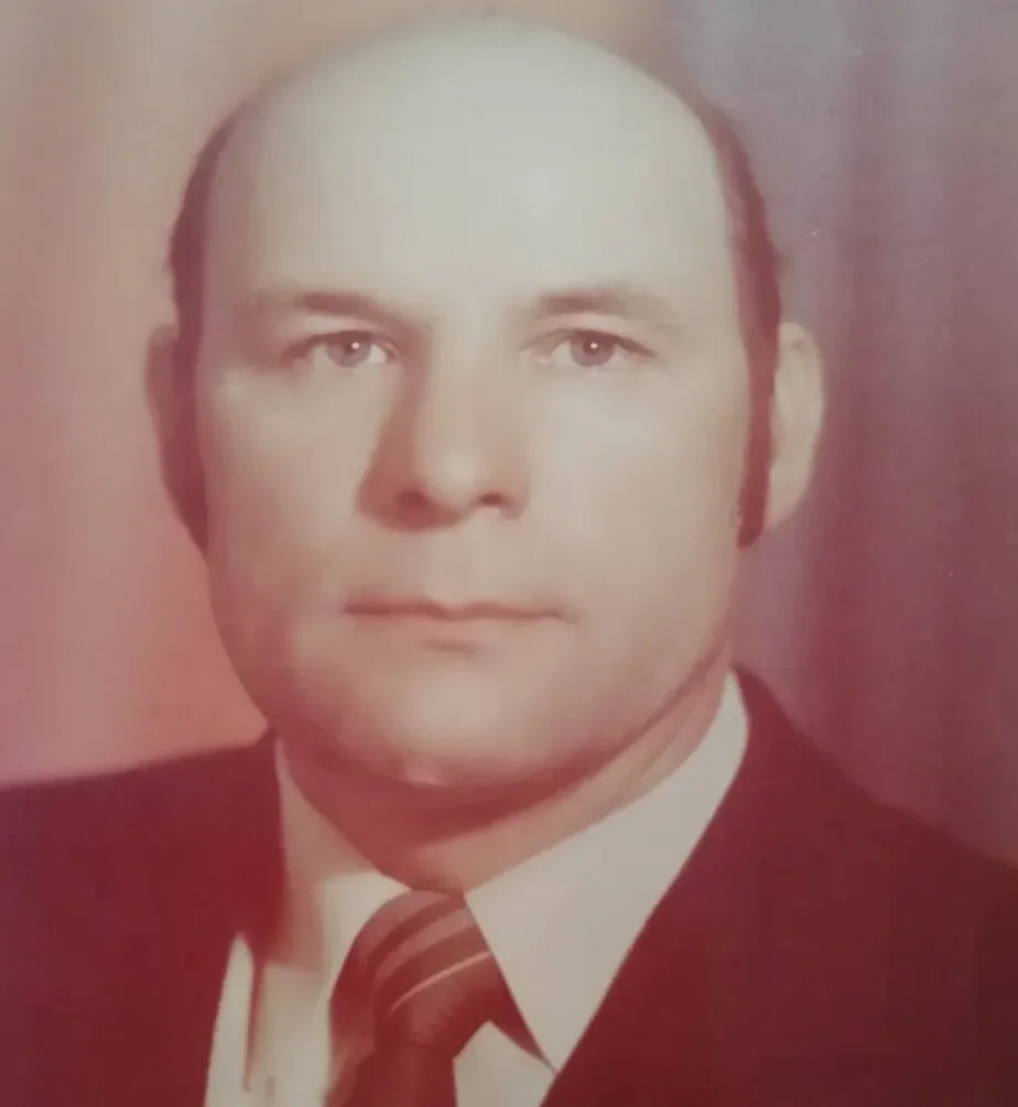 Литовкин Владимир Дмитриевич.