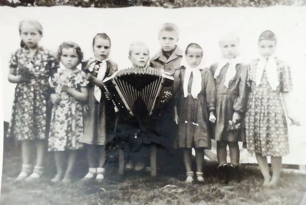Деревенские дети начала 1960-х.