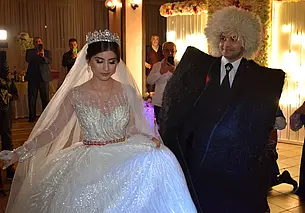 «Приехал свататься, тогда впервые увиделись». Свадьба азербайджанцев в Бобруйске