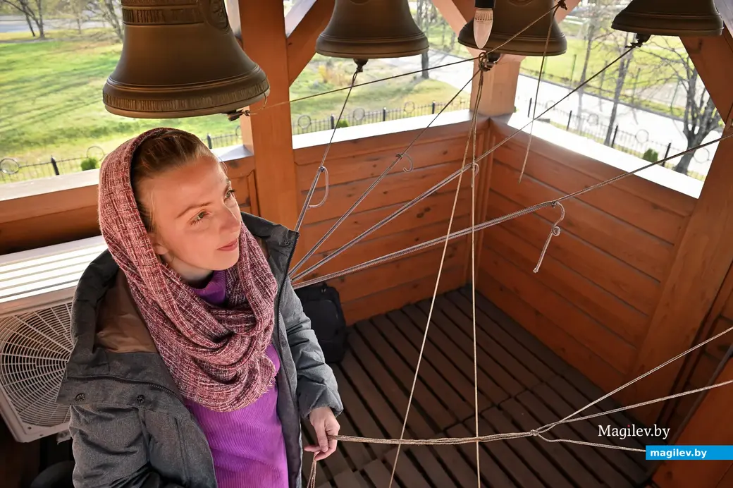 26.10.2021. Бобруйск. Анастасия Чиженок служит звонарем в Храме иконы Божьей Матери