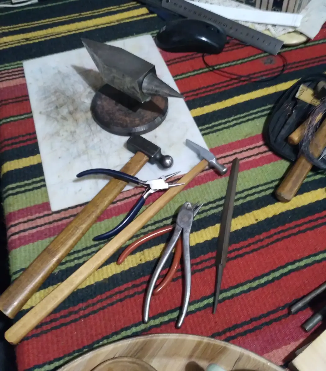 4.11.2021 г. Без инструментов в работе с металлом никак