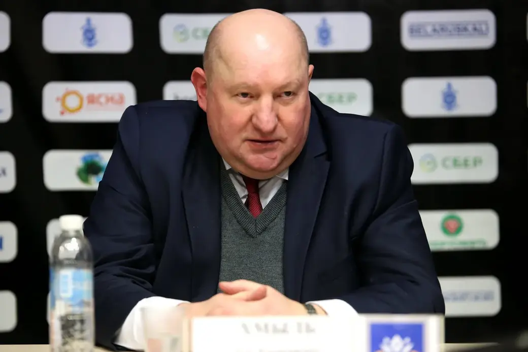 Олег ХМЫЛЬ (главный тренер хоккейного клуба «Химик» Новополоцк)