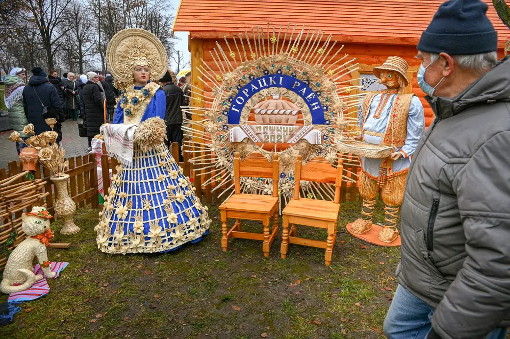 19.11.2021. Могилев Областной фестиваль-ярмарка «Дажынкі-2021» на площадке возле Дворца культуры области.