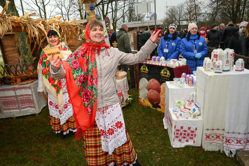 19.11.2021. Могилев Областной фестиваль-ярмарка «Дажынкі-2021» на площадке возле Дворца культуры области.