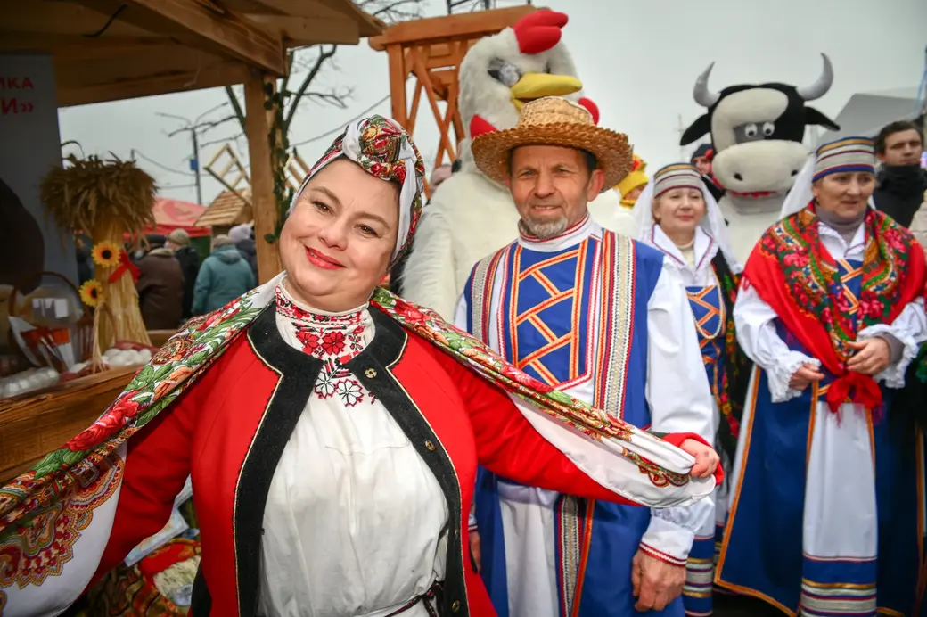 19.11.2021. Могилев Областной фестиваль-ярмарка «Дажынкі-2021» на площадке возле Дворца культуры области.
