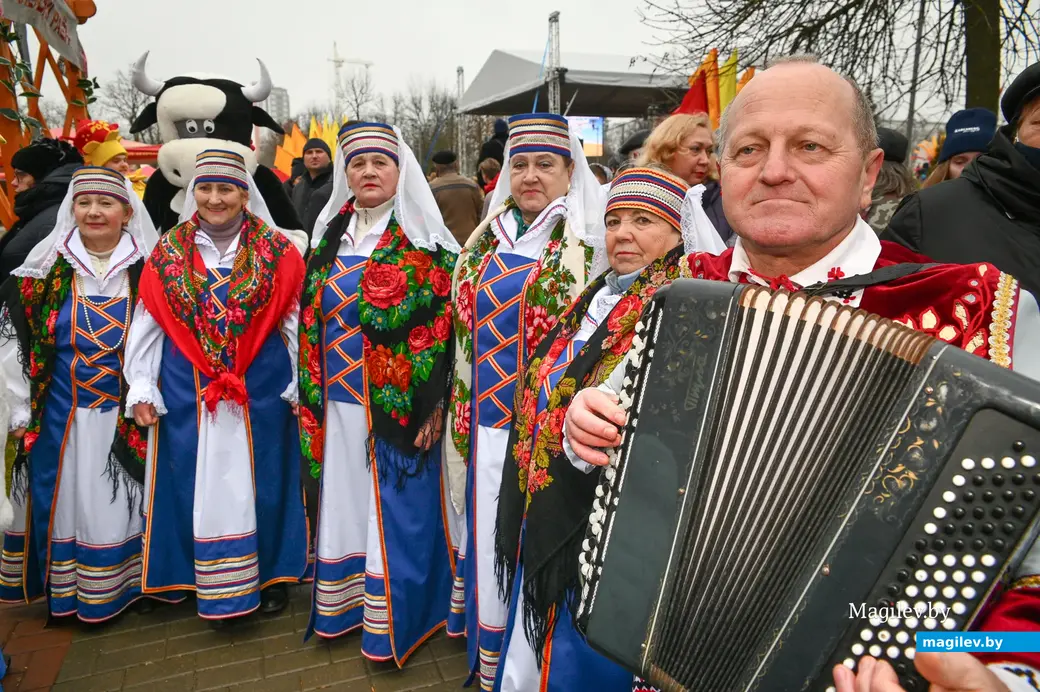 19.11.2021. Могилев Областной фестиваль-ярмарка «Дажынкі-2021» на площадке возле Дворца культуры области.