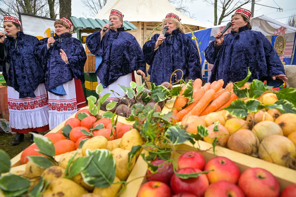 19.11.2021. Могилев Областной фестиваль-ярмарка «Дажынкі-2021» на площадке возле Дворца культуры области.