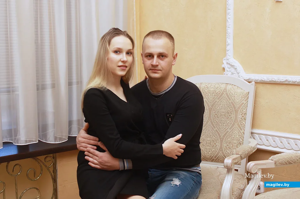Светлана Кранщикова и Сергей Денисенко поженились 24 апреля.