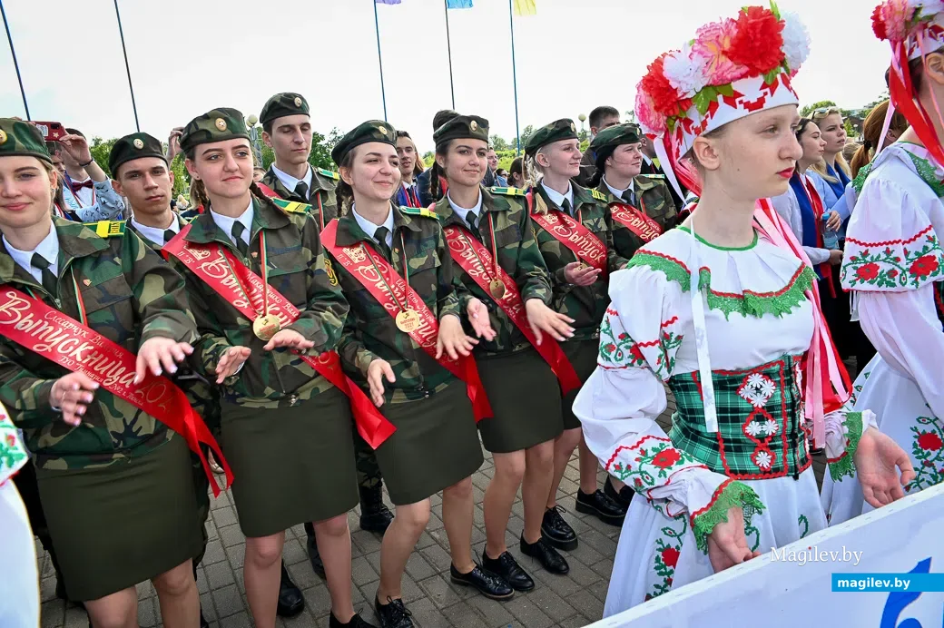 27.05.2021. Бобруйск. Республиканский праздник "Последний звонок" собрал более двух тысяч