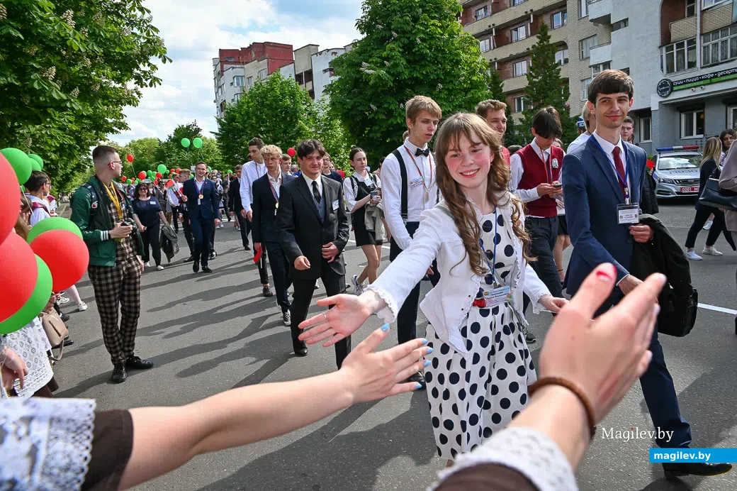27.05.2021. Бобруйск. Республиканский праздник "Последний звонок" собрал более двух тысяч