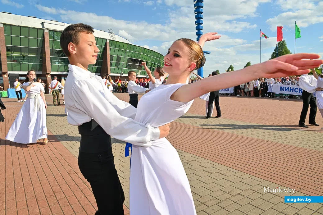 27.05.2021. Бобруйск. Республиканский праздник "Последний звонок" собрал более двух тысяч
