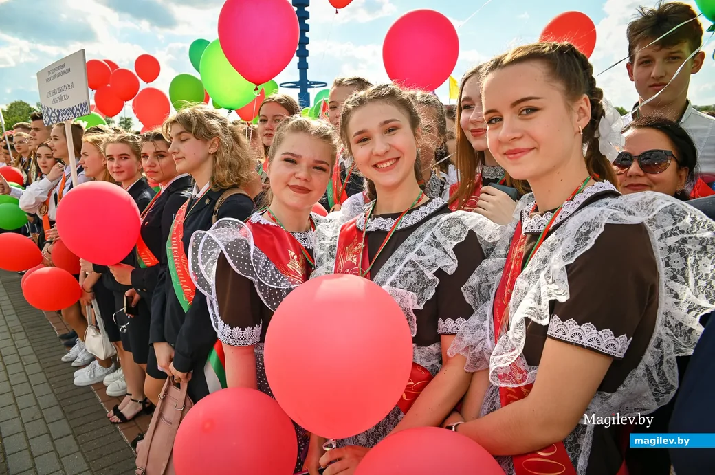 27.05.2021. Бобруйск. Республиканский праздник "Последний звонок" собрал более двух тысяч