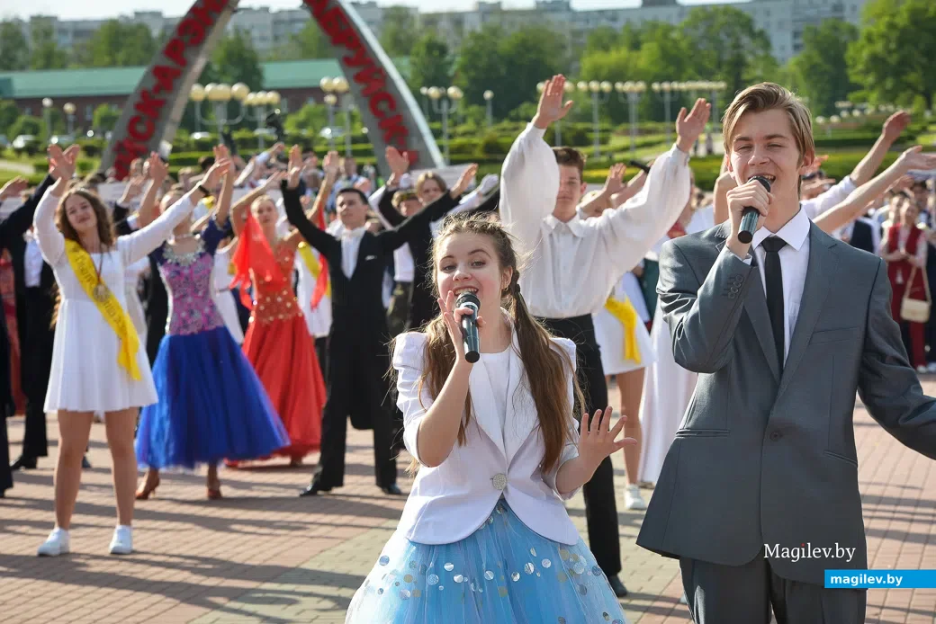 27.05.2021. Бобруйск. Республиканский праздник "Последний звонок" собрал более двух тысяч