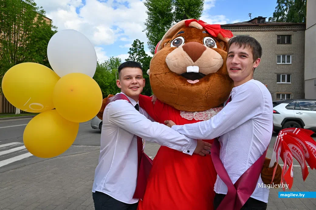 27.05.2021. Бобруйск. Республиканский праздник "Последний звонок" собрал более двух тысяч