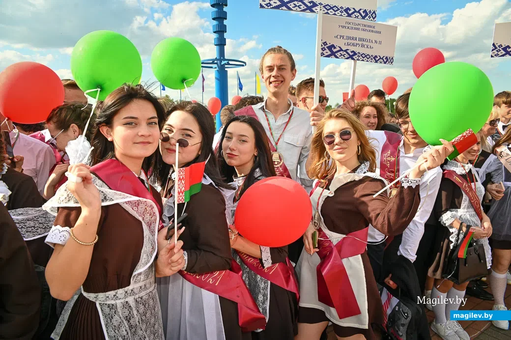 27.05.2021. Бобруйск. Республиканский праздник "Последний звонок" собрал более двух тысяч