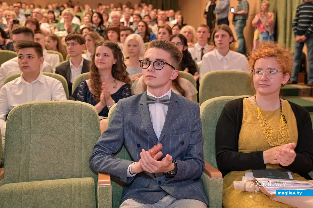 10.06.2021. Бобруйск. Вручение аттестатов зрелости выпускникам средней школы №27