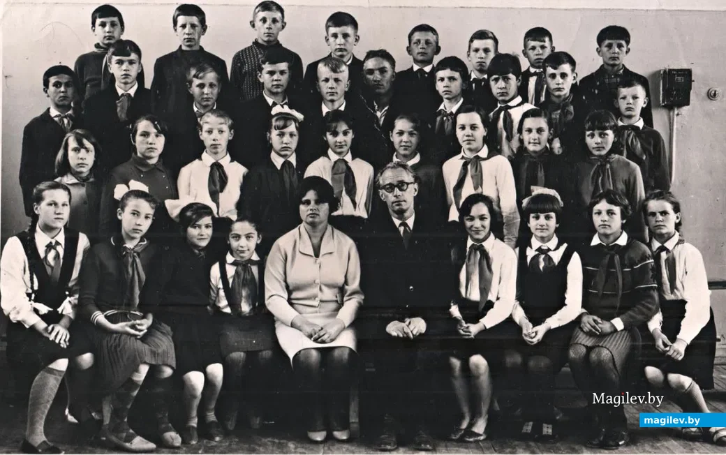 После выхода первых частей воспоминаний Алла Клецкая специально посетила нашу редакцию,