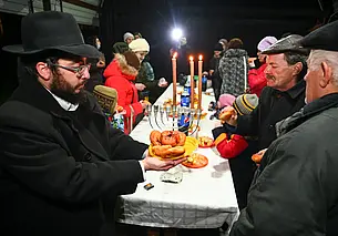 Иудеи Беларуси и всего мира начинают праздновать Хануку