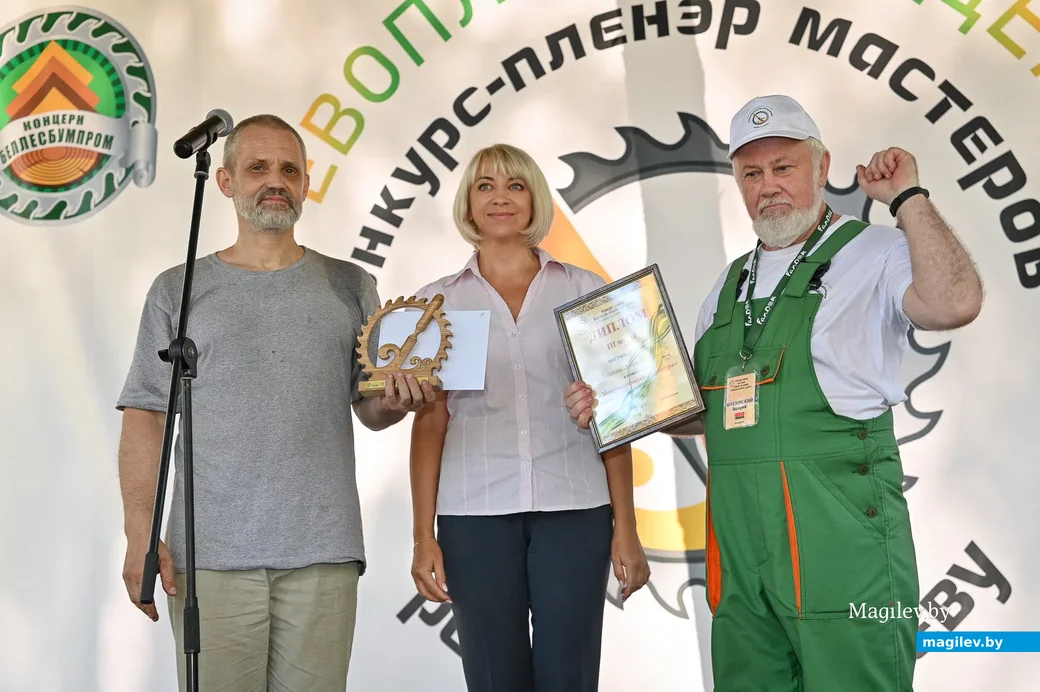 09.07.2021. Бобруйск. Конкурс-пленэр мастеров резьбы по дереву «Перевоплощение дерева». Члены