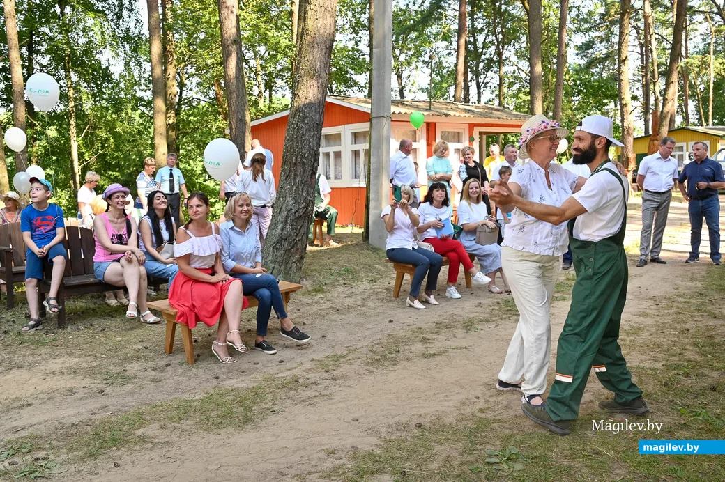 09.07.2021. Бобруйск. Конкурс-пленэр мастеров резьбы по дереву «Перевоплощение дерева»