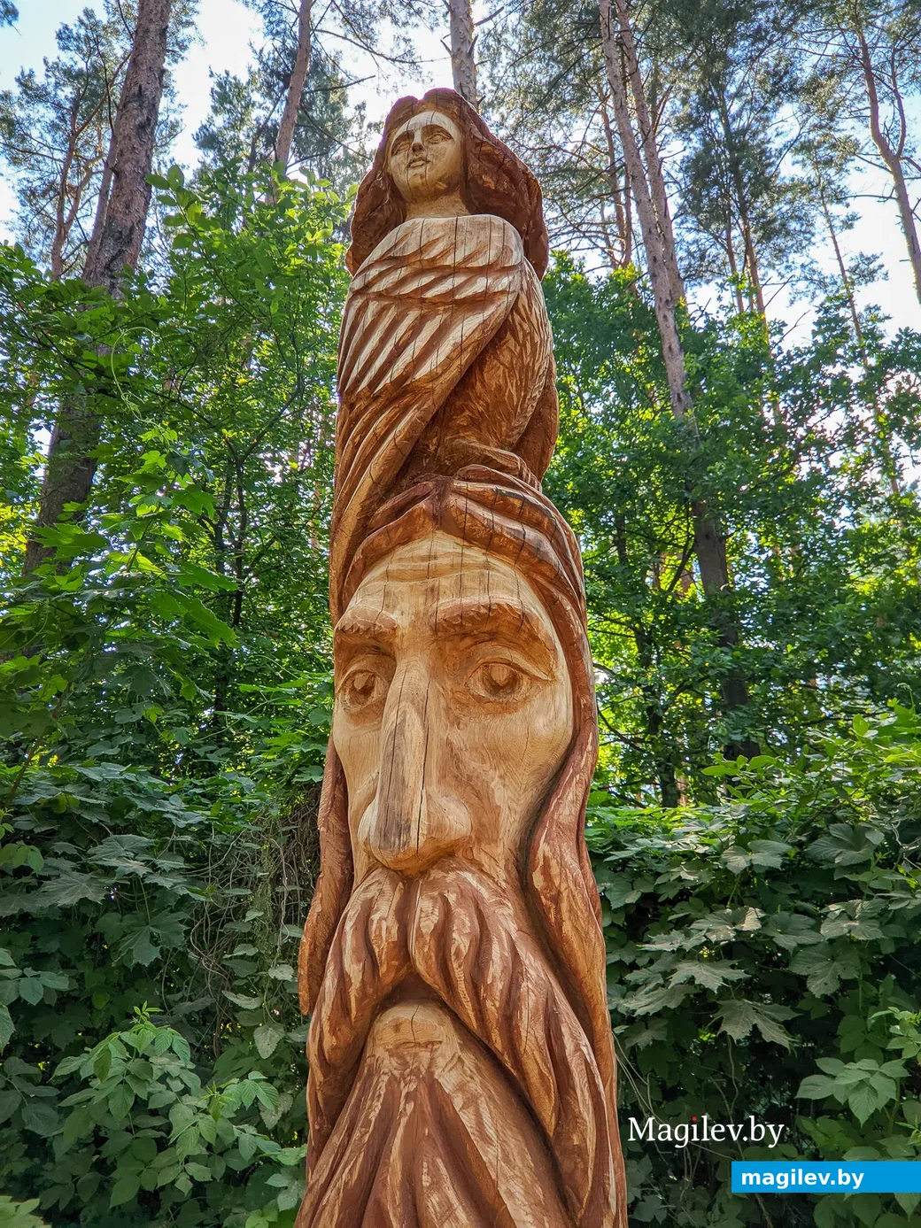 09.07.2021. Бобруйск. Конкурс-пленэр мастеров резьбы по дереву «Перевоплощение дерева». Овнан
