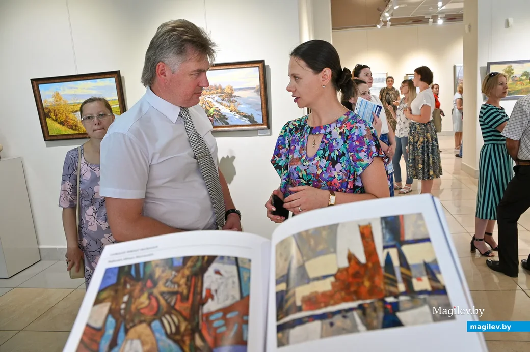 15.07.2021. Бобруйск. Открытие художественной выставки «Кола часу» и выставки детского рисунка в