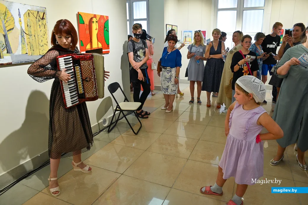15.07.2021. Бобруйск. Открытие художественной выставки «Кола часу» и выставки детского рисунка в